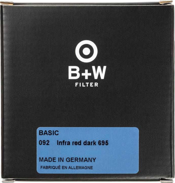 Immagine prodotto B+W 092 Filtro infrarosso, rosso scuro 695, senza rivestimento/Basic 77 mm (Filtro a trasmittanza infrarossa, 77 mm)