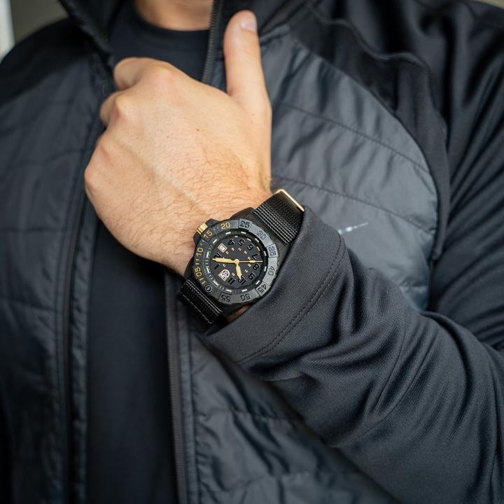 Immagine prodotto Luminox Serie Navy Seal 3500 (Orologio da polso analogico, 45 mm)