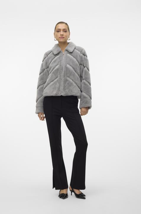 Actual product image Vero Moda VMSONJALUIS Jacket Faux fur jacket (XL)
