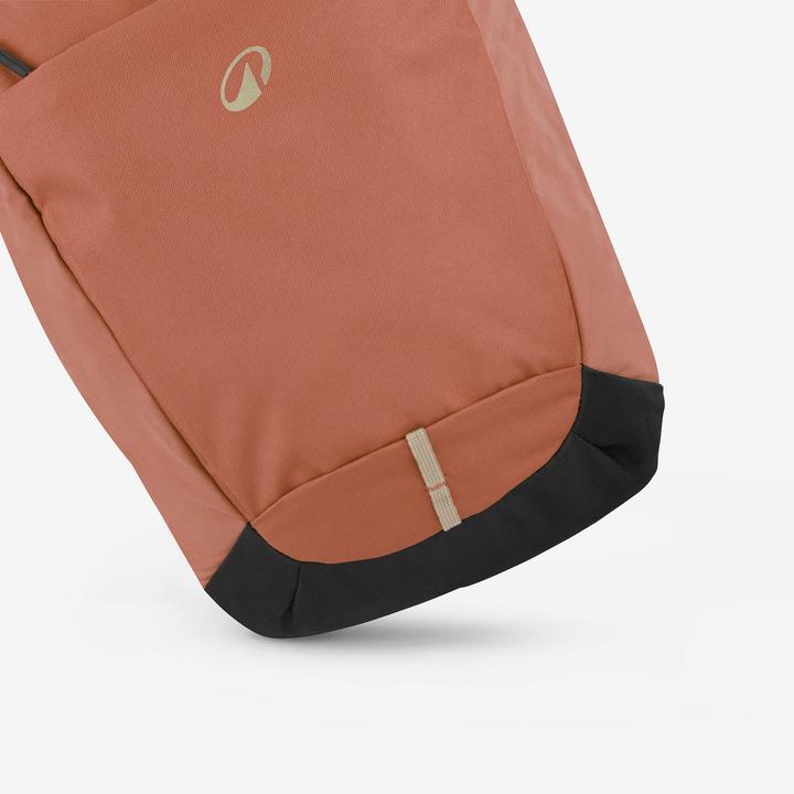 Actual product image Quechua Wanderrucksack Rolltop - NH500 Escape 16 l + 4 braun (20 l)