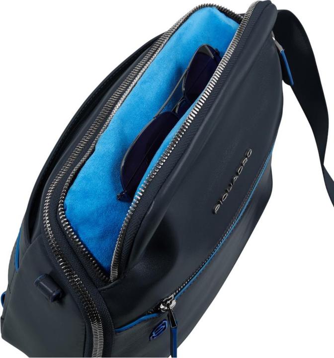 Actual product image Piquadro Blue Square - PRO Umhängetasche