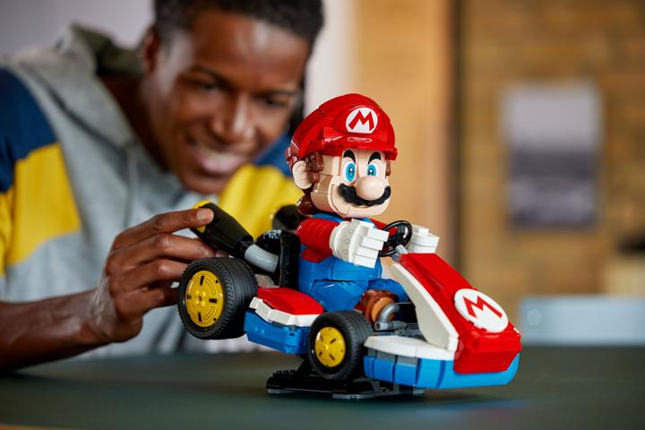 Produktbild LEGO Mario & Standard-Kart (72037, LEGO Super Mario, LEGO Seltene Sets)