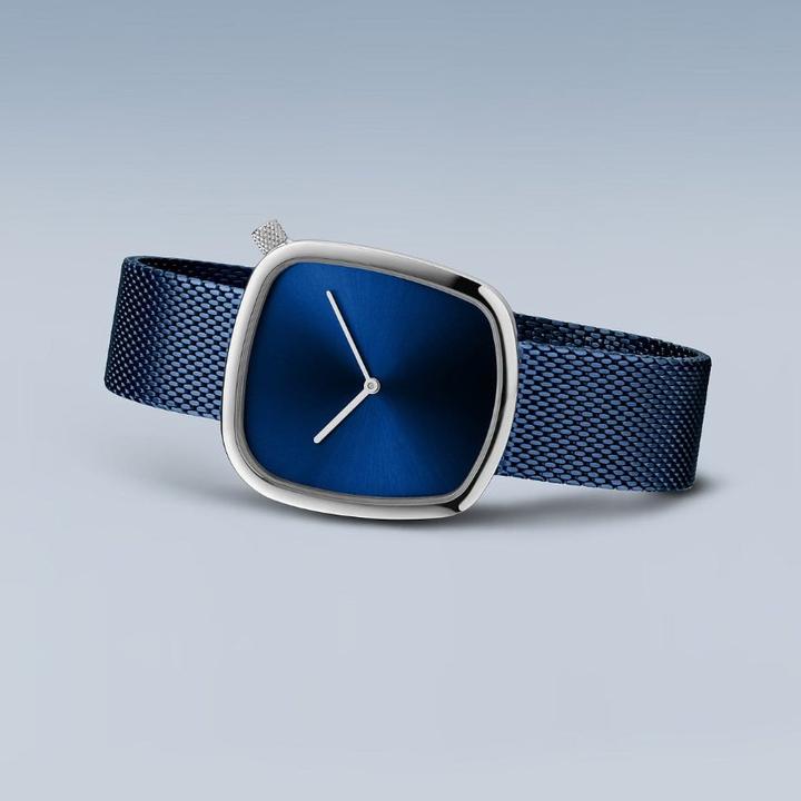 Actual product image Bering Classic (Analogue wristwatch, 34 mm)