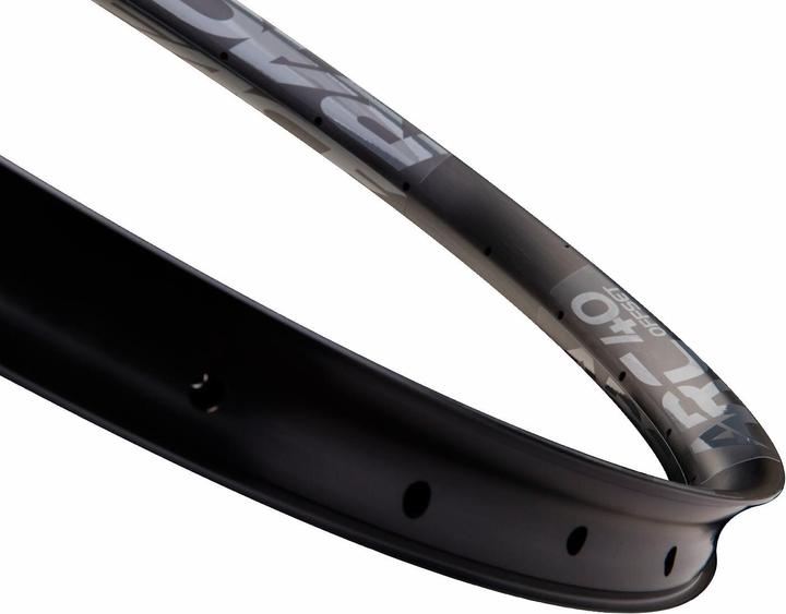 Image du produit Race Face ARC 40 MTB CLN Offset Alu 28H Rim (1.26")