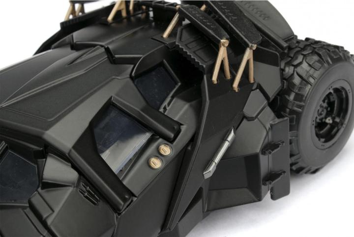 Produktbild Jada Batman The Dark Knight mit Batmobilauto 1:24