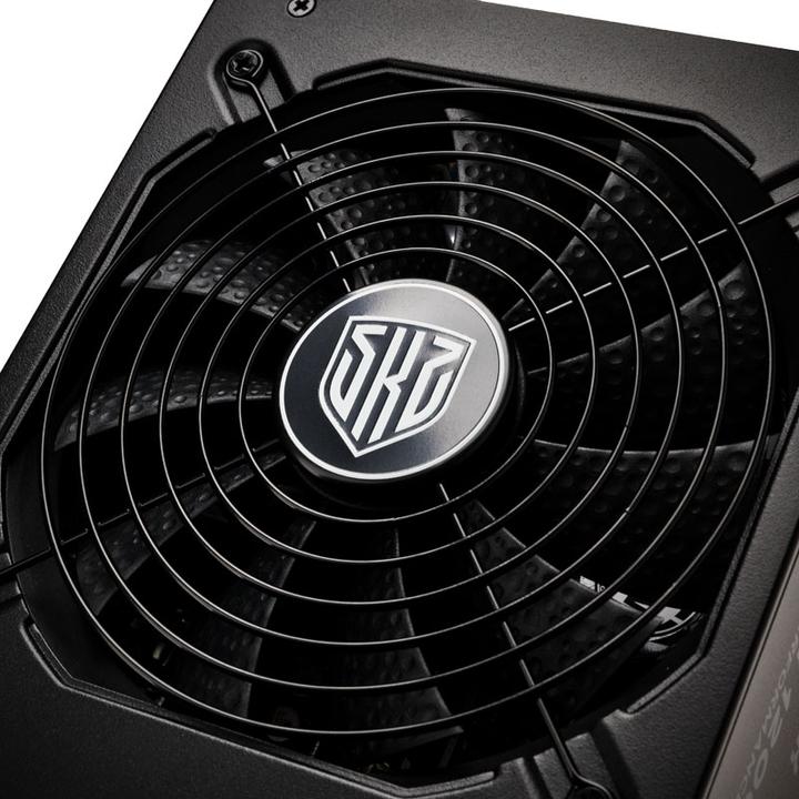 Actual product image Kolink Continuum 80 PLUS Platinum power supply, modular - 1050 Watt (1050 W)