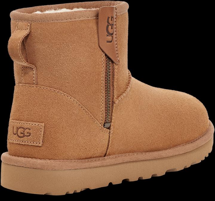 Actual product image Ugg Classic Mini Bailey (37)