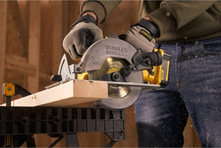 Actual product image Stanley SFMCS500BXJ
