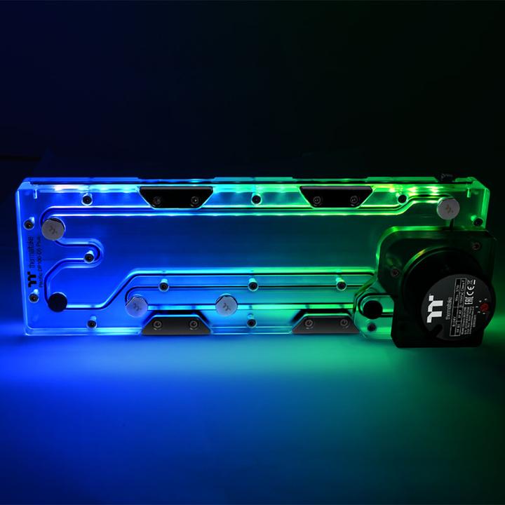 Image du produit Thermaltake Pacific DP100-D5 Plus universal 360mm Distro Plate - incl. pompe, TT RGB Plus