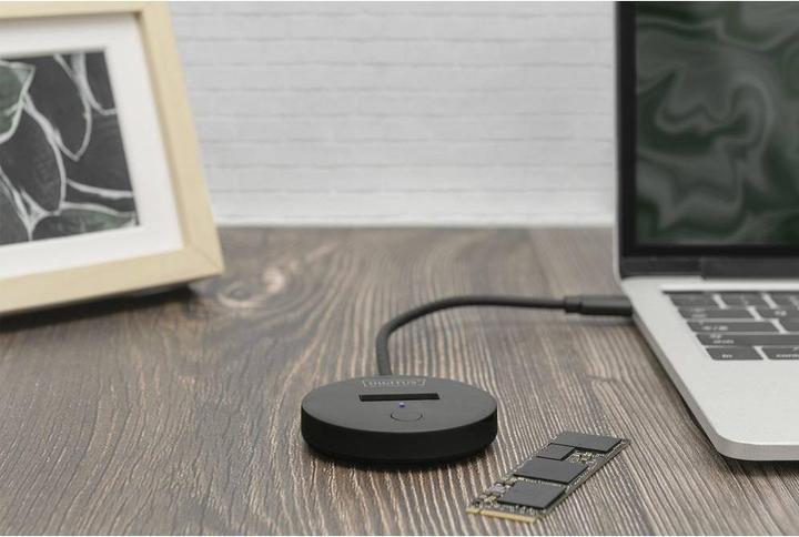 Actual product image Digitus M.2 NVMe/SATA Docking Station