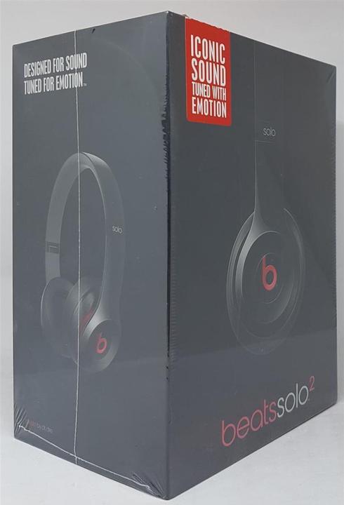 Actual product image Beats Solo v2 (Cable)