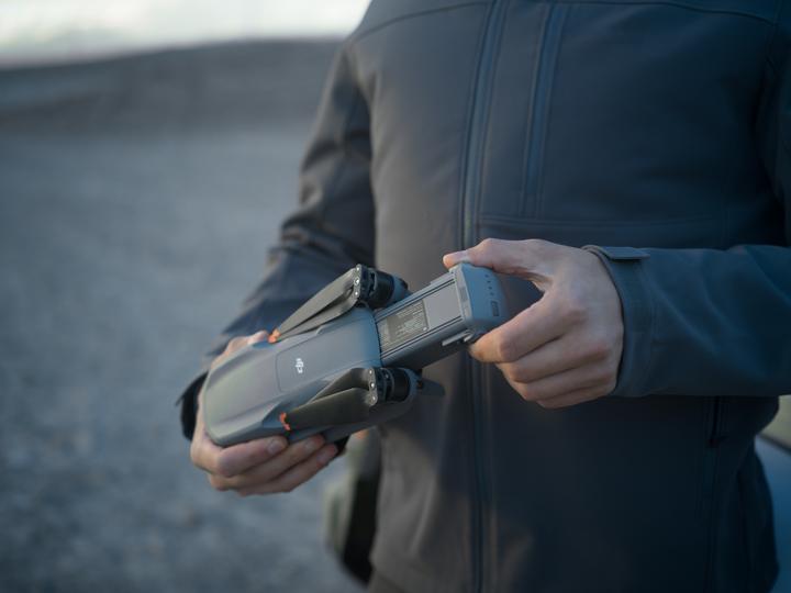 Actual product image DJI Air 3s RC-N3 (45 min, 724 g, 50 Mpx)