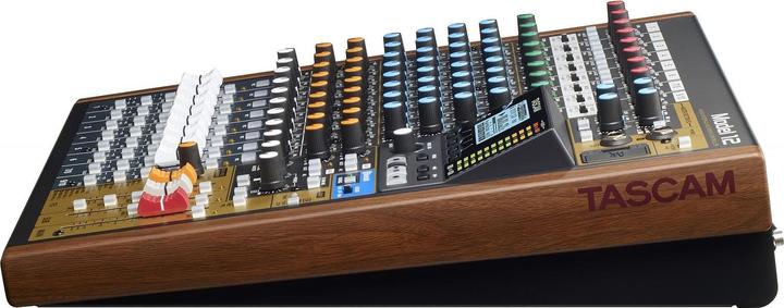 Image du produit Tascam Mélangeur Modèle 12 (Studio et mixeur live)