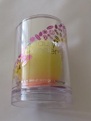Actual product image Beautyblender Joy