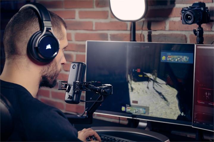 Actual product image Elgato shock mount