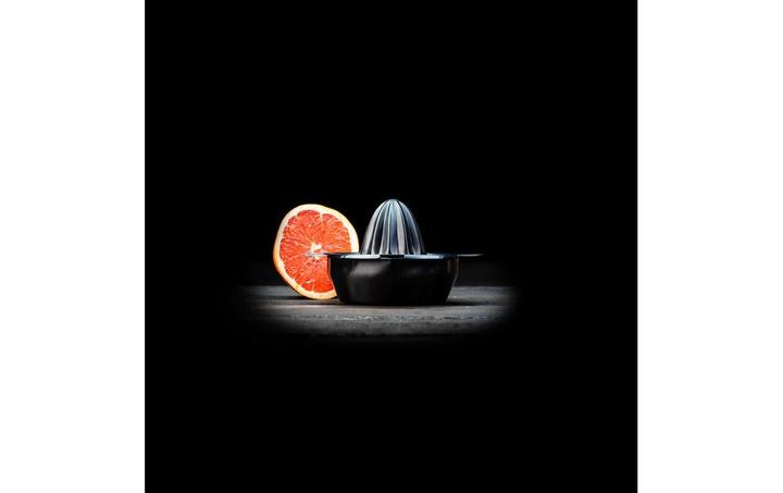 Actual product image Lurch Citrus press stainless steel smokey grey
