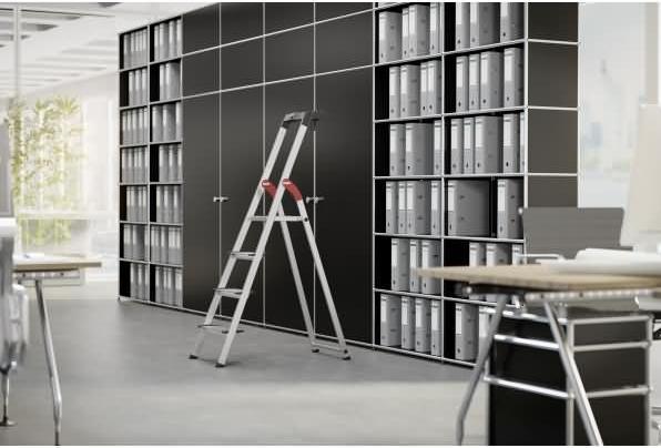Produktbild Hailo L80 ComfortLine, Alu-Sicherheits-Stehleiter, 4 Stufen (Stehleiter, 150 cm)