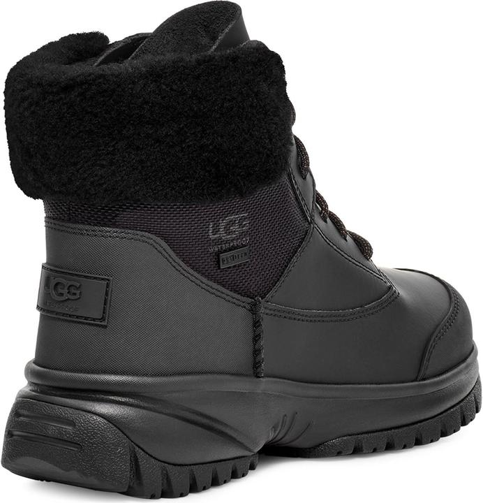 Actual product image Ugg Yose Fluff V2 (42)