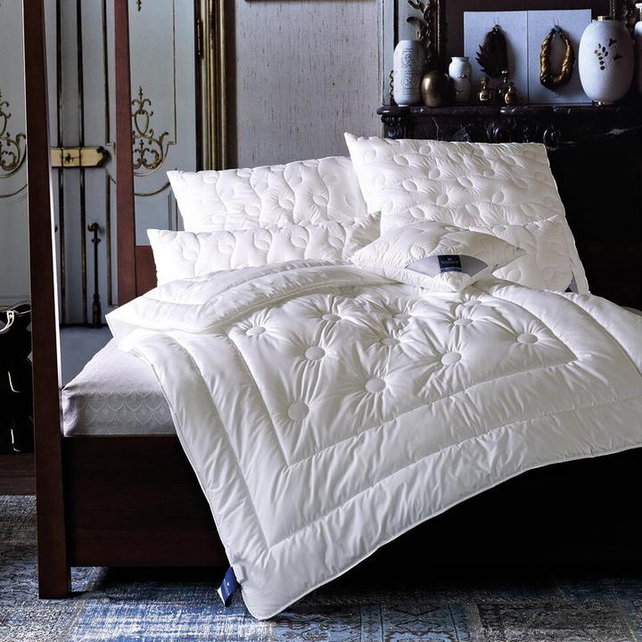 Image du produit Billerbeck Couverture en laine vierge Meisterklasse Uno medium, garnissage : 100% laine vierge (1300 g, 155 x 220 cm)