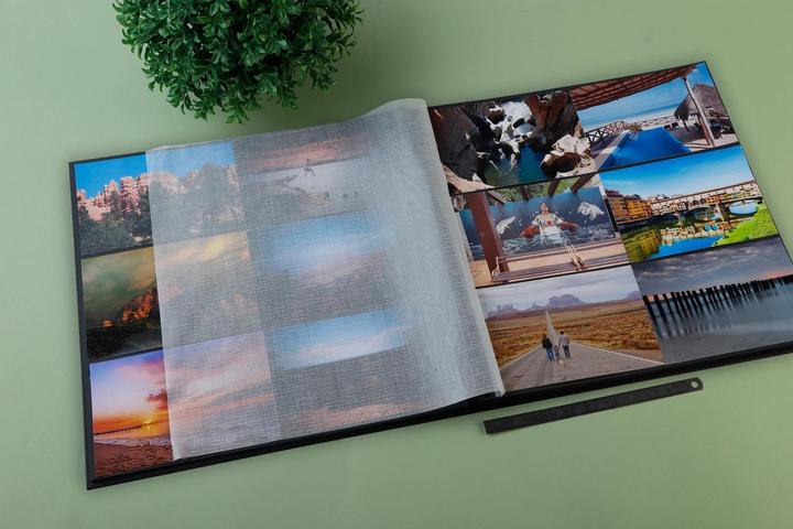 Produktbild Exacompta Fotoalbum mit Spiralbindung, 60 Seiten schwarz, 32x32 cm, Graphik (32 x 32 cm)