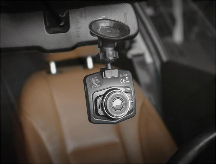 Produktbild Eufab KFZ Dashboard Kamera (Nachtsicht, Akku, Beschleunigungssensor, GPS-Empfänger, Bluetooth, Eingebautes Mikrofon, WLAN, Eingebautes Display, Full HD)