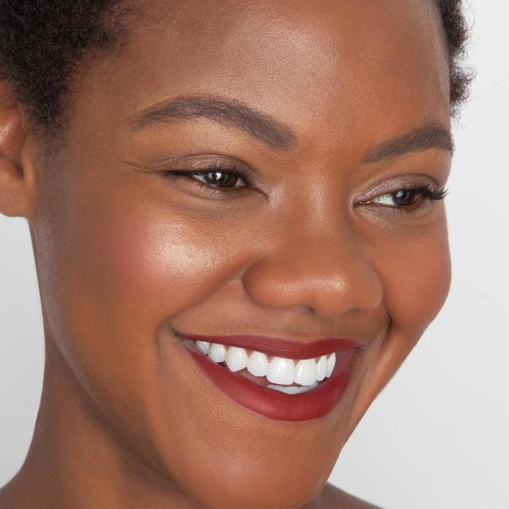 Produktbild The Balm BalmShelter Tinted Moisturizer SPF18 (After dark)