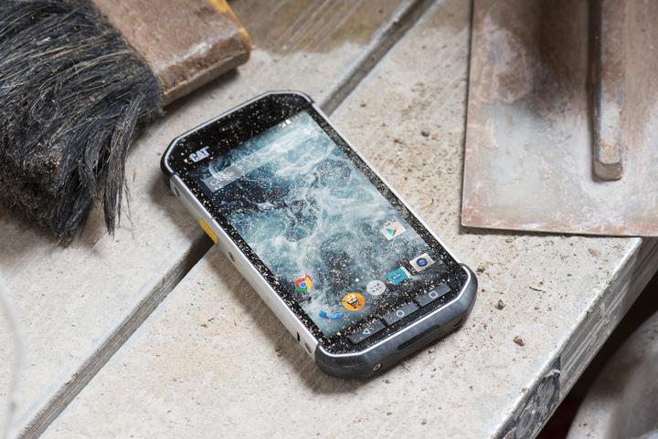 Produktbild Cat S40 (16 GB, Schwarz, 4.70", Hybrid Dual SIM, 8 Mpx, 4G)