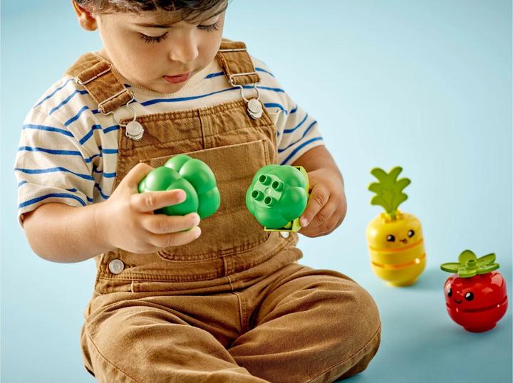 Actual product image LEGO Fruit and vegetable tractor (10982)