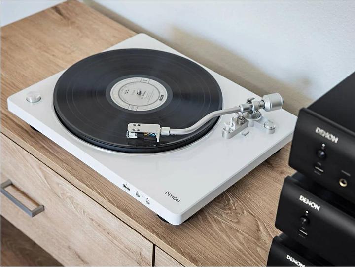 Produktbild Denon DP-450USB (Halbautomatisch)