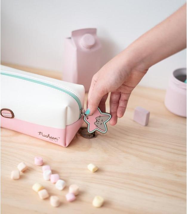 Actual product image Accessories bag Pusheen