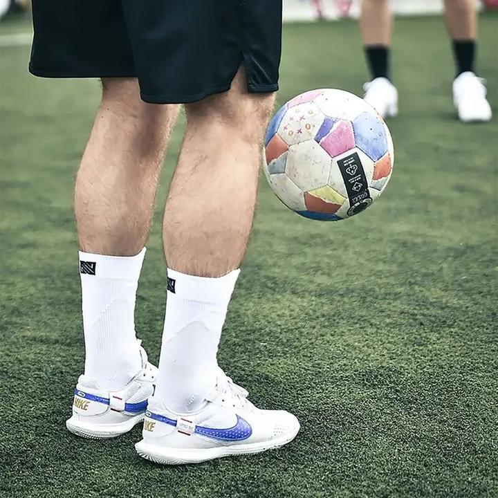 Produktbild NovoSoxx Fussballsocken Gr. 36-41 Grip Socken Fussball Strümpfe GripSoxx Weiss (36 - 41)