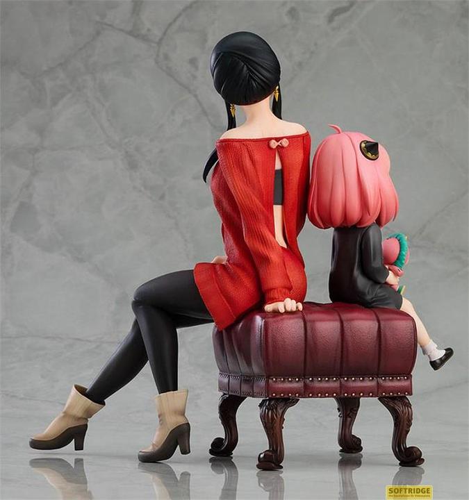Actual product image Good Smile Company Spy x Family - Any & Yor Forger 1/7
