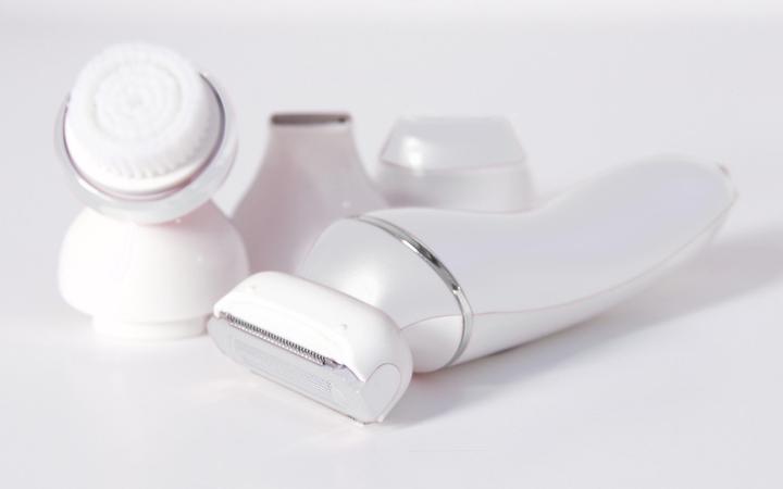 Actual product image Rio 4-in-1 Lady Shaver & Facial Brush