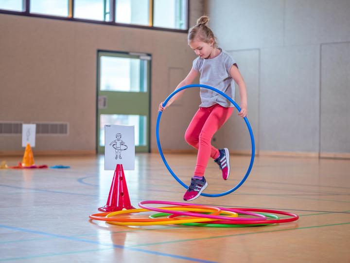 Actual product image Betzold Hula hoop rainbow set, 6 pieces (60 cm, 170 g)