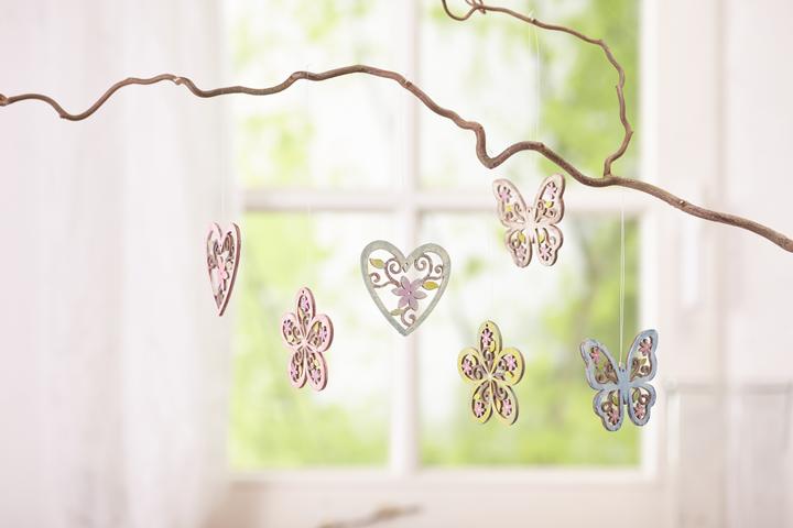Produktbild VBS Anhänger "Blumen, Herzen und Schmetterlinge", 6er-Set