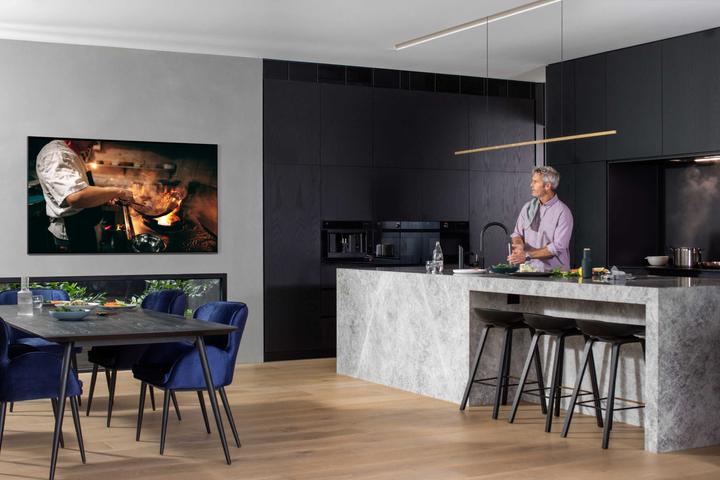 Produktbild Samsung QE82Q800T (82", QLED, 8K, 2020)