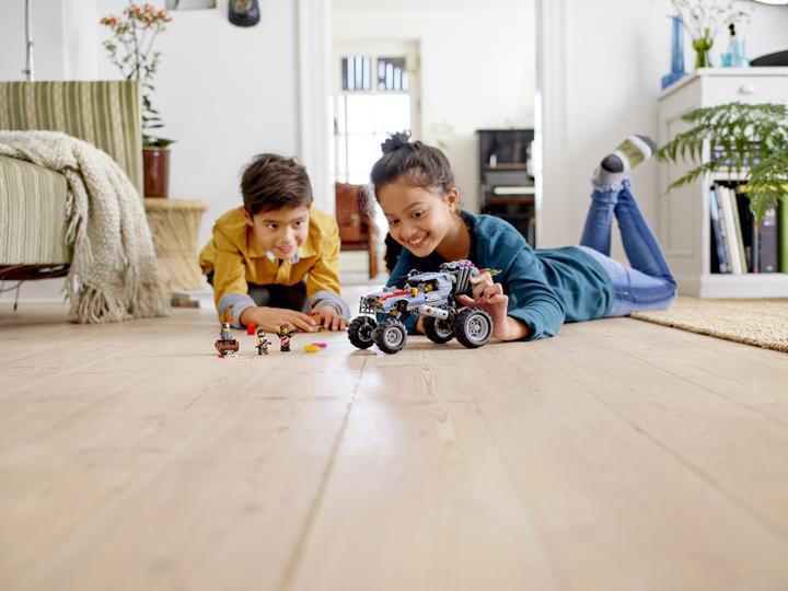 Immagine prodotto LEGO Fuga Buggy (70829, LEGO DC)