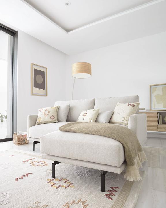 Actual product image Kave Home Bibiana (45 x 45 cm)