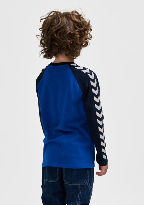 Actual product image hummel hmlBOYS T-SHIRT L/S (152)