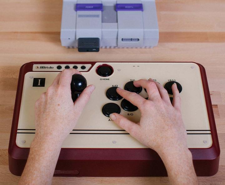 Actual product image 8bitdo Retro Receiver (SNES Classic)
