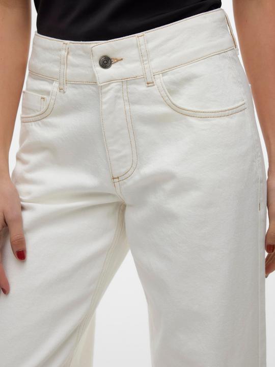 Actual product image Vero Moda SNRANCY mid waist straight fit jeans (26)