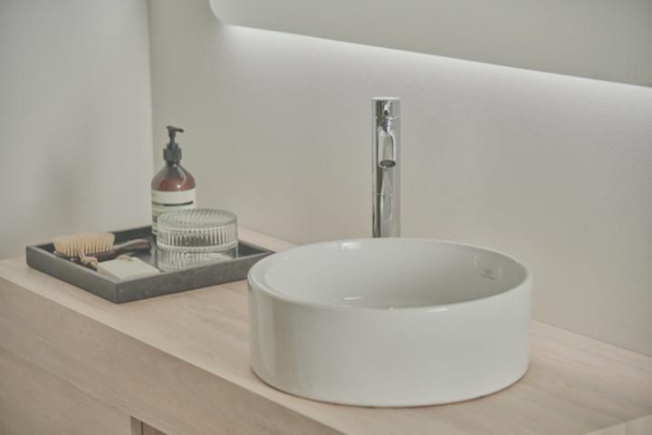 Actual product image Ideal Standard Countertop washbasin Strada II 38 x 38 cm white T292901 (380 mm, 380 mm)