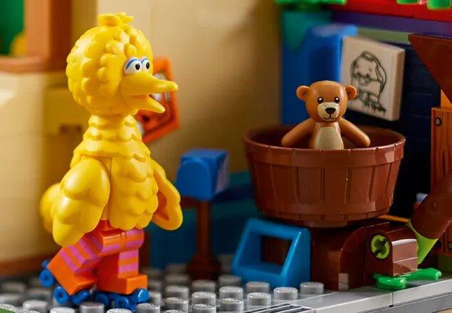Immagine prodotto LEGO 123 Sesame Street (21324, LEGO Ideas, Set LEGO rari)