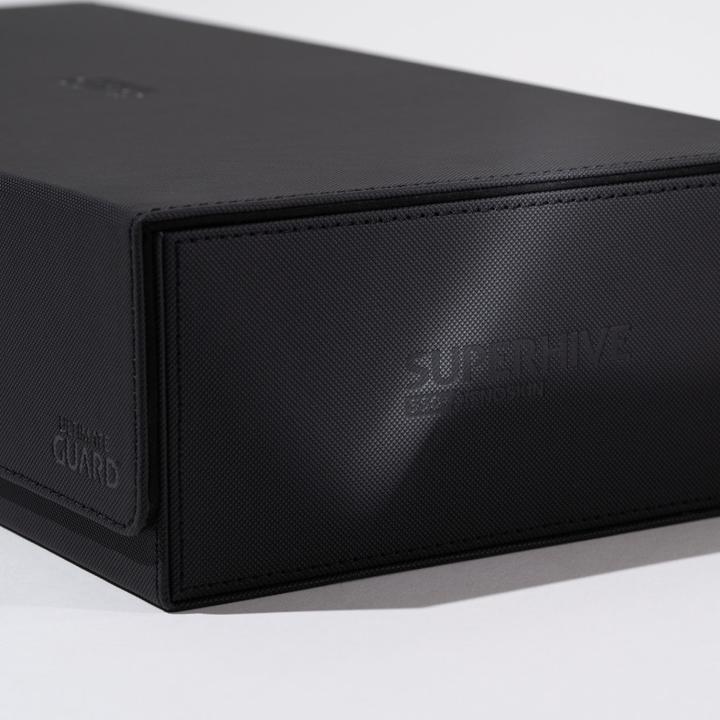 Actual product image Ultimate Guard Card Box XenoSkin Superhive 550+ Black