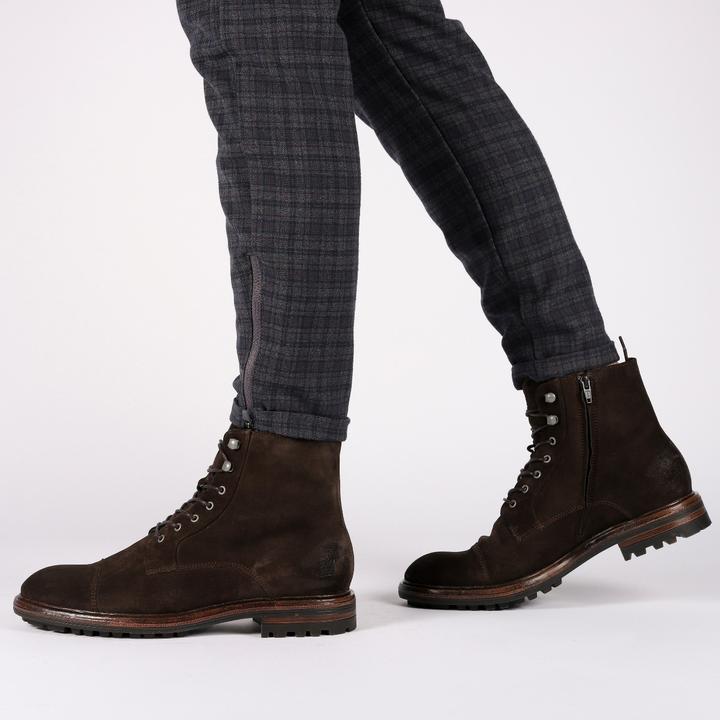 Actual product image Blackstone Top Suede (40)