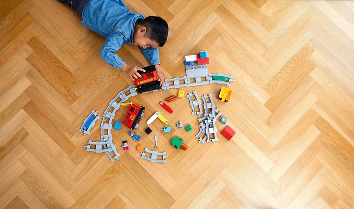 Productafbeelding LEGO Stoomspoorweg (10874)