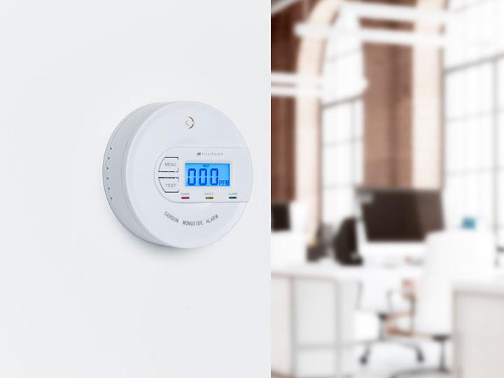 Actual product image VisorTech Carbon monoxide detector with 10-year sensor & display