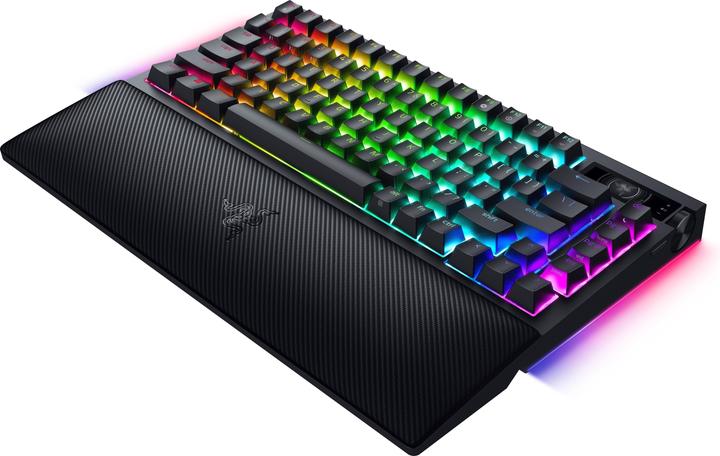 Image du produit Razer BlackWidow V4 Pro (US, Filaire, Sans fil)