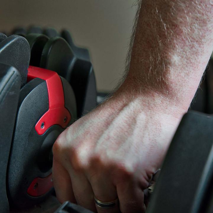 Actual product image Luxtri Short Dumbbell Variably Adjustable with Rotary Mechanism from 2.5 to 24kg Adjustable Dumbbell