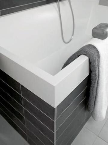 Actual product image Villeroy & Boch V&B built-in bath SQUARO R-corner1700x750mm white (195 l, 170 cm, 75 cm)